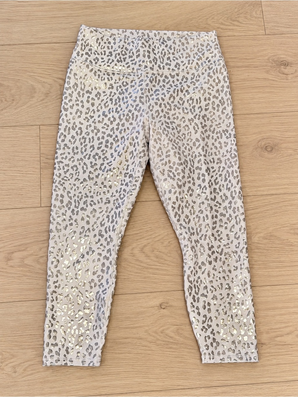 Fabletics White and Metallic Powerhold Leggings